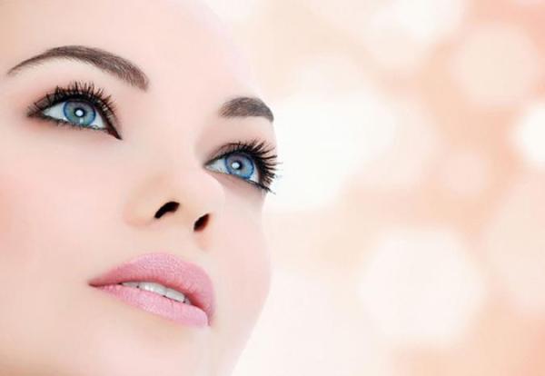 خطرات و عوارض عمل جراحی زیبایی بینی