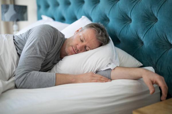 الگوی خوابی که خطر ابتلا به آلزایمر را کاهش می دهد