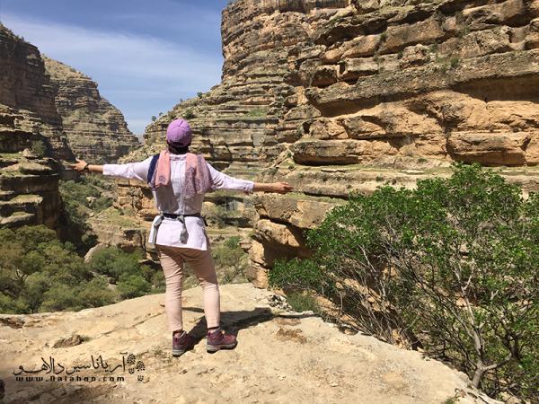 تنگه شیرز: راهنمای تور تنگه شیرز لرستان تنگه شیرز: راهنمای تور تنگه شیرز لرستان
